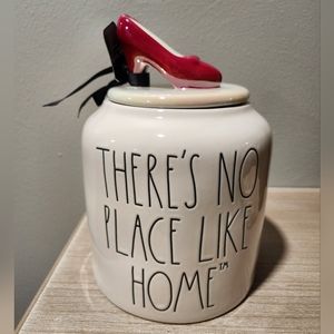 Rae Dunn Wizard of Oz Dorothy There's No Place Like Home Kitchen Canister NEW